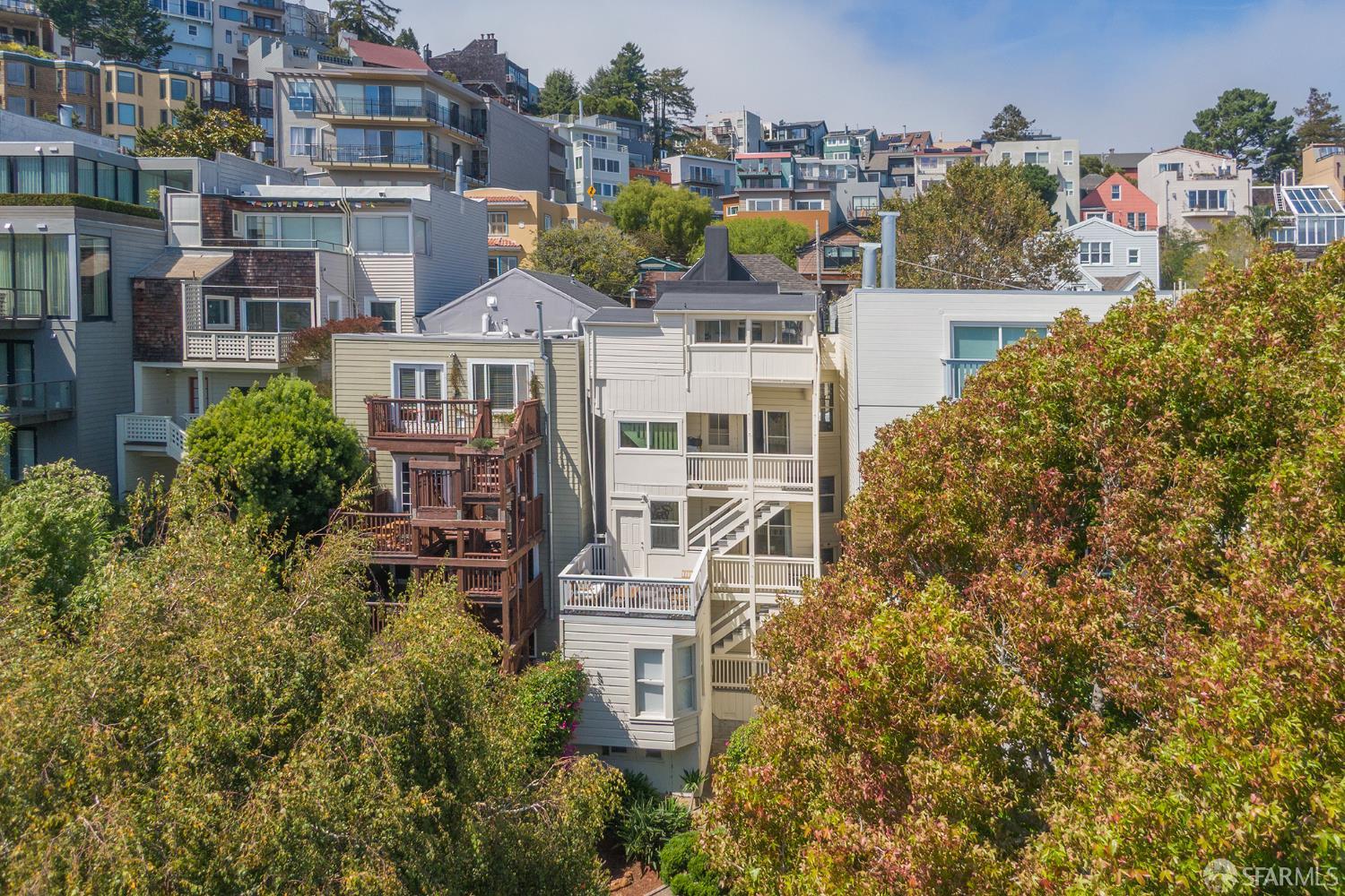133-135A Saturn Street