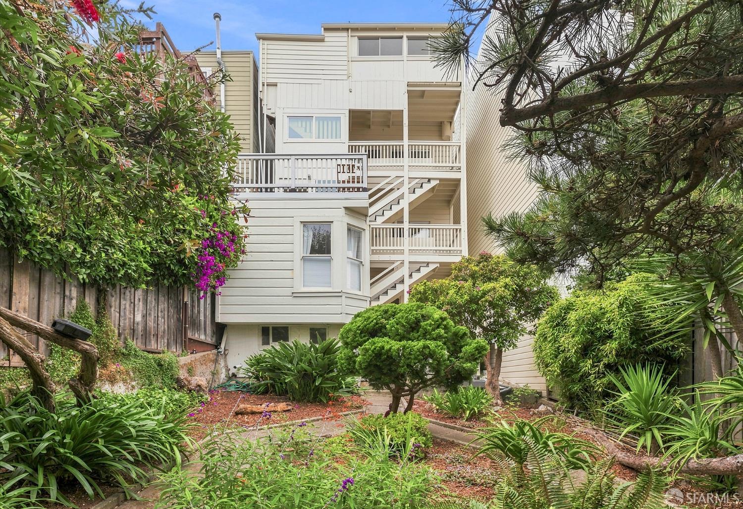 133-135A Saturn Street