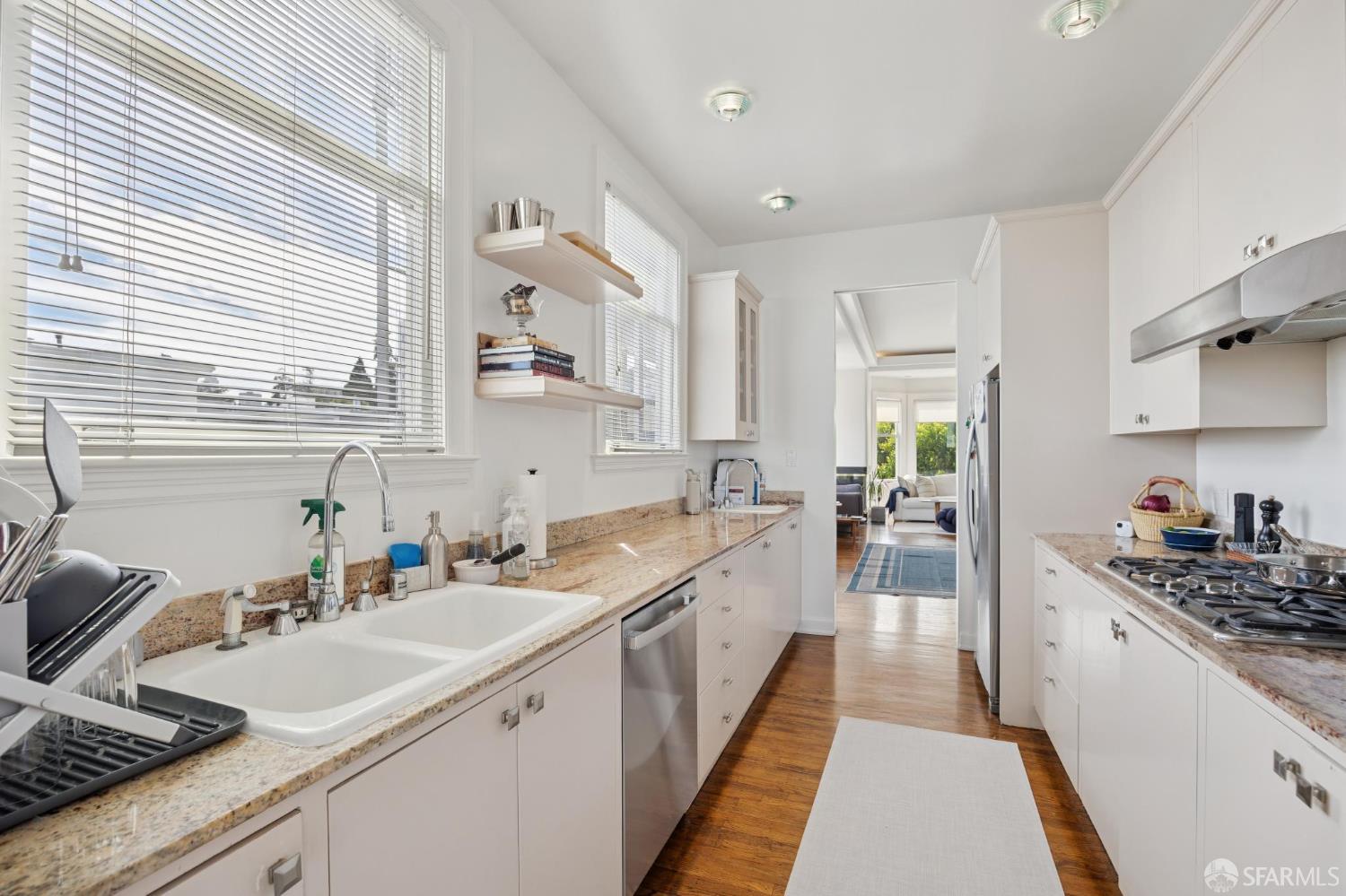 2801 Octavia Street # 4