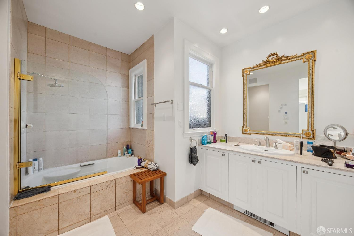 2801 Octavia Street # 4
