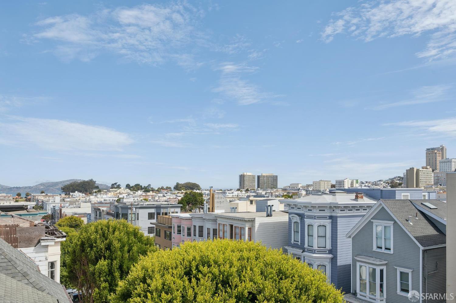 2801 Octavia Street # 4