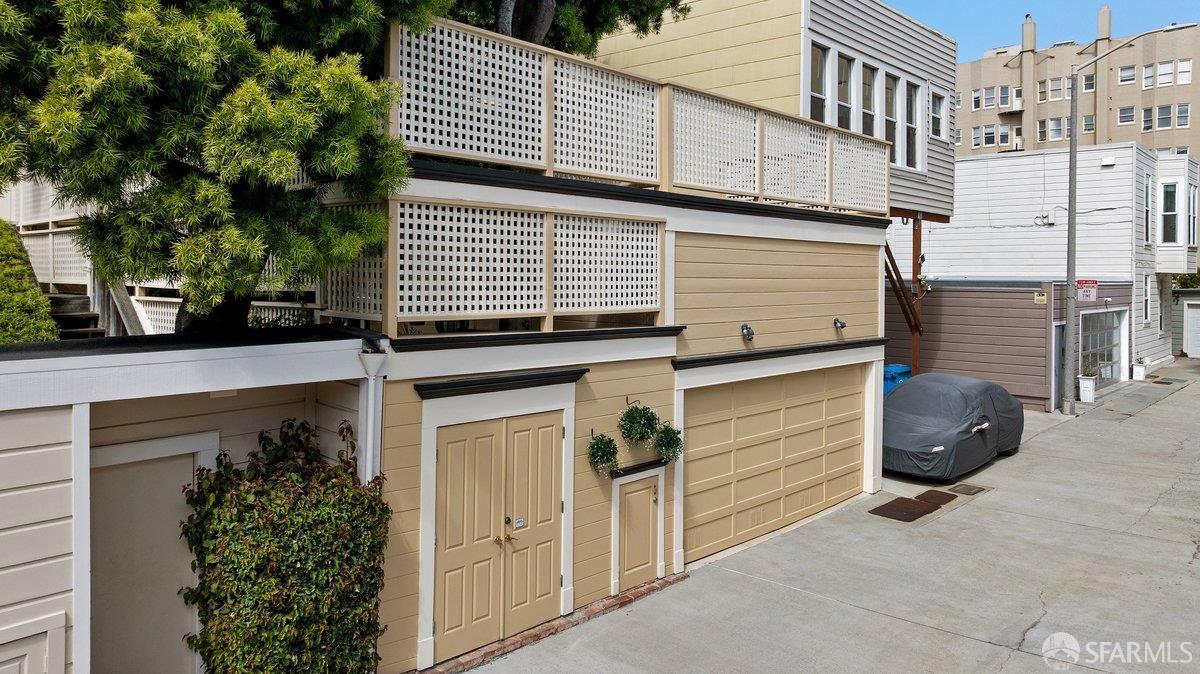 2223 Pacific Avenue