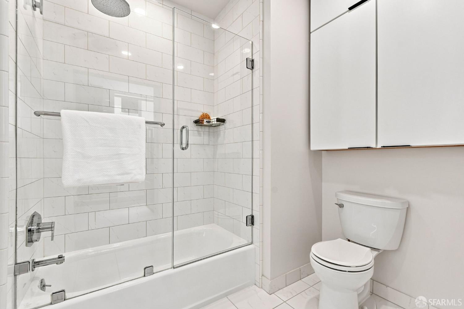 201 Sansome Street # 401