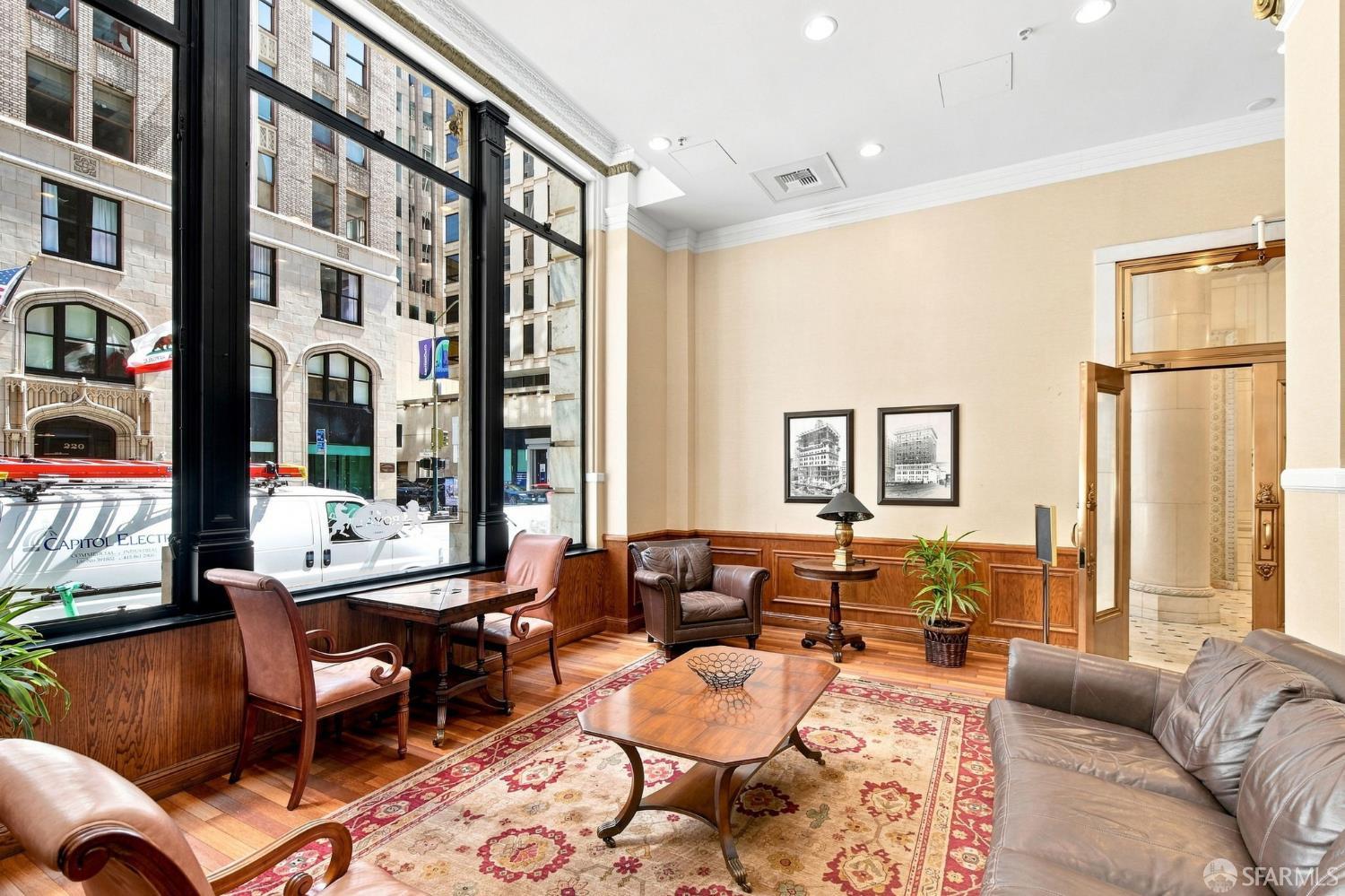 201 Sansome Street # 401