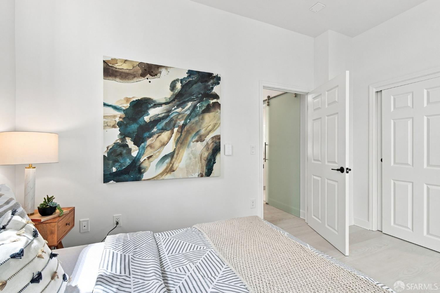 201 Sansome Street # 401