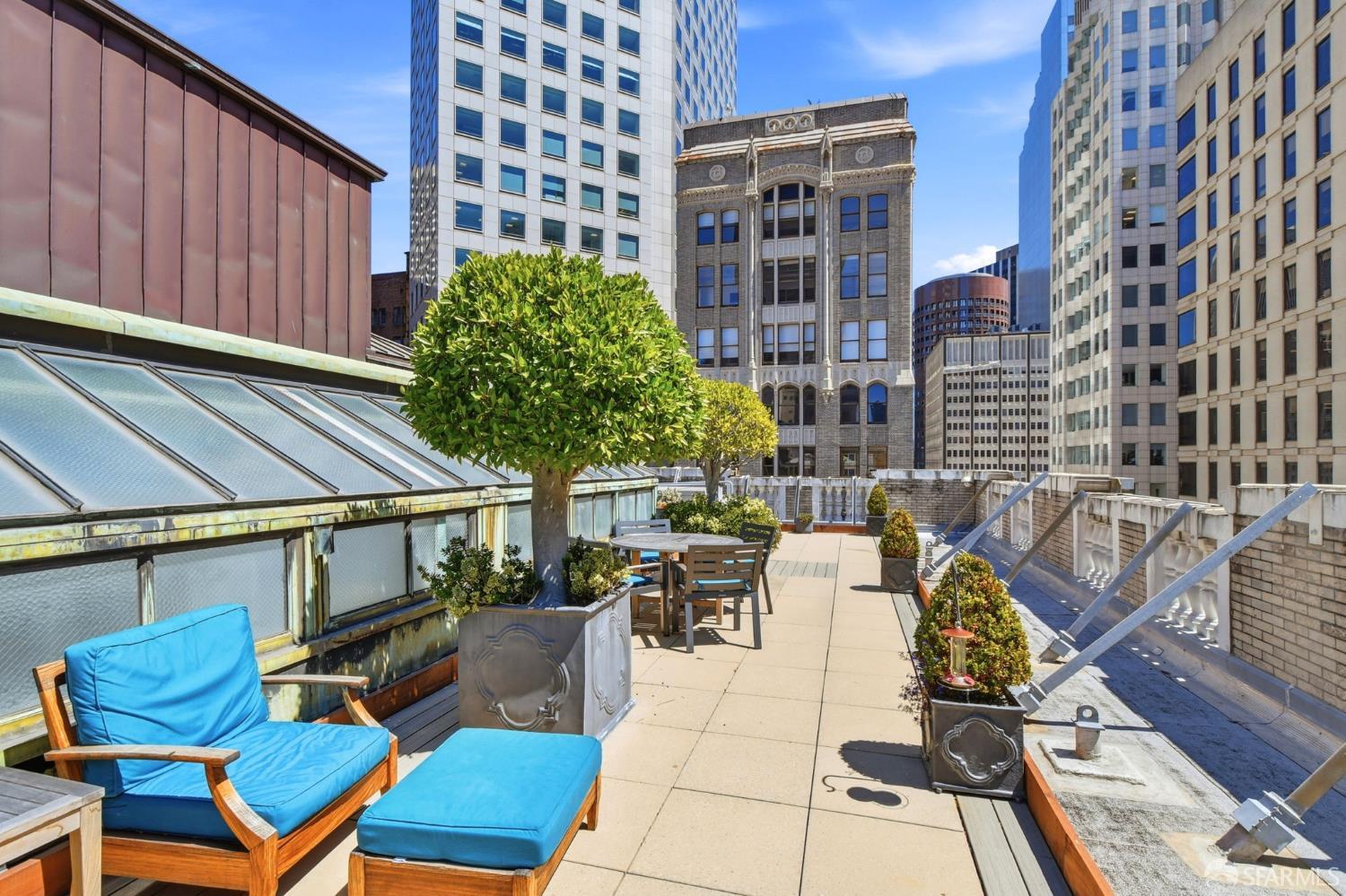 201 Sansome Street # 401