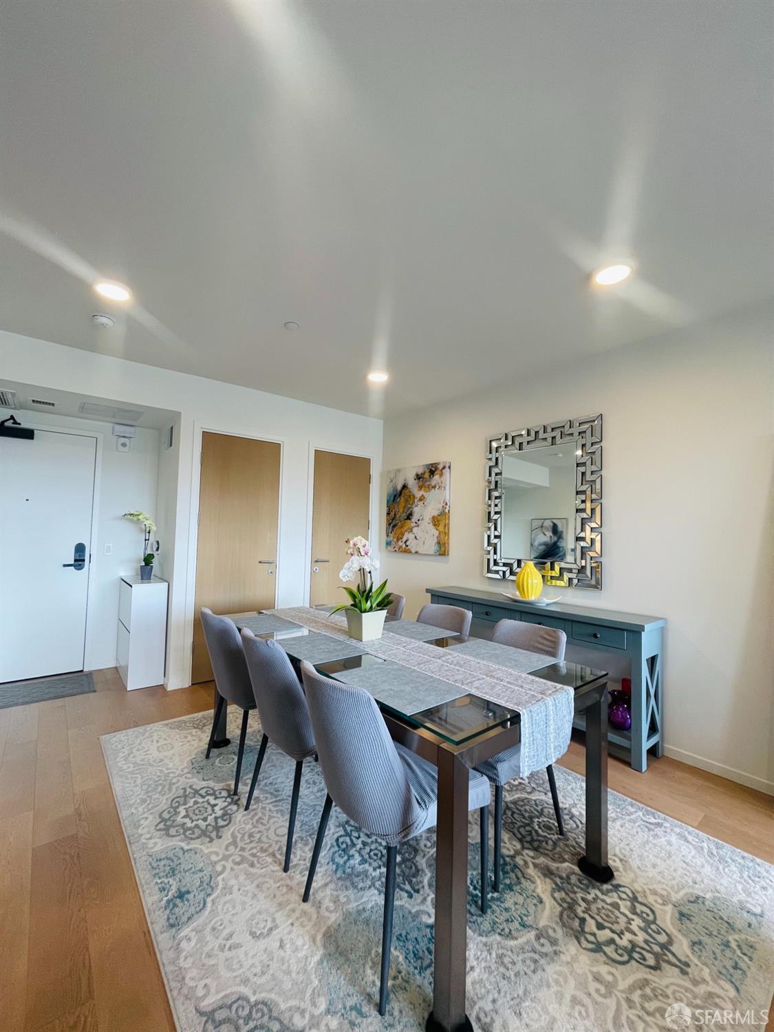 230 7th Street # 405