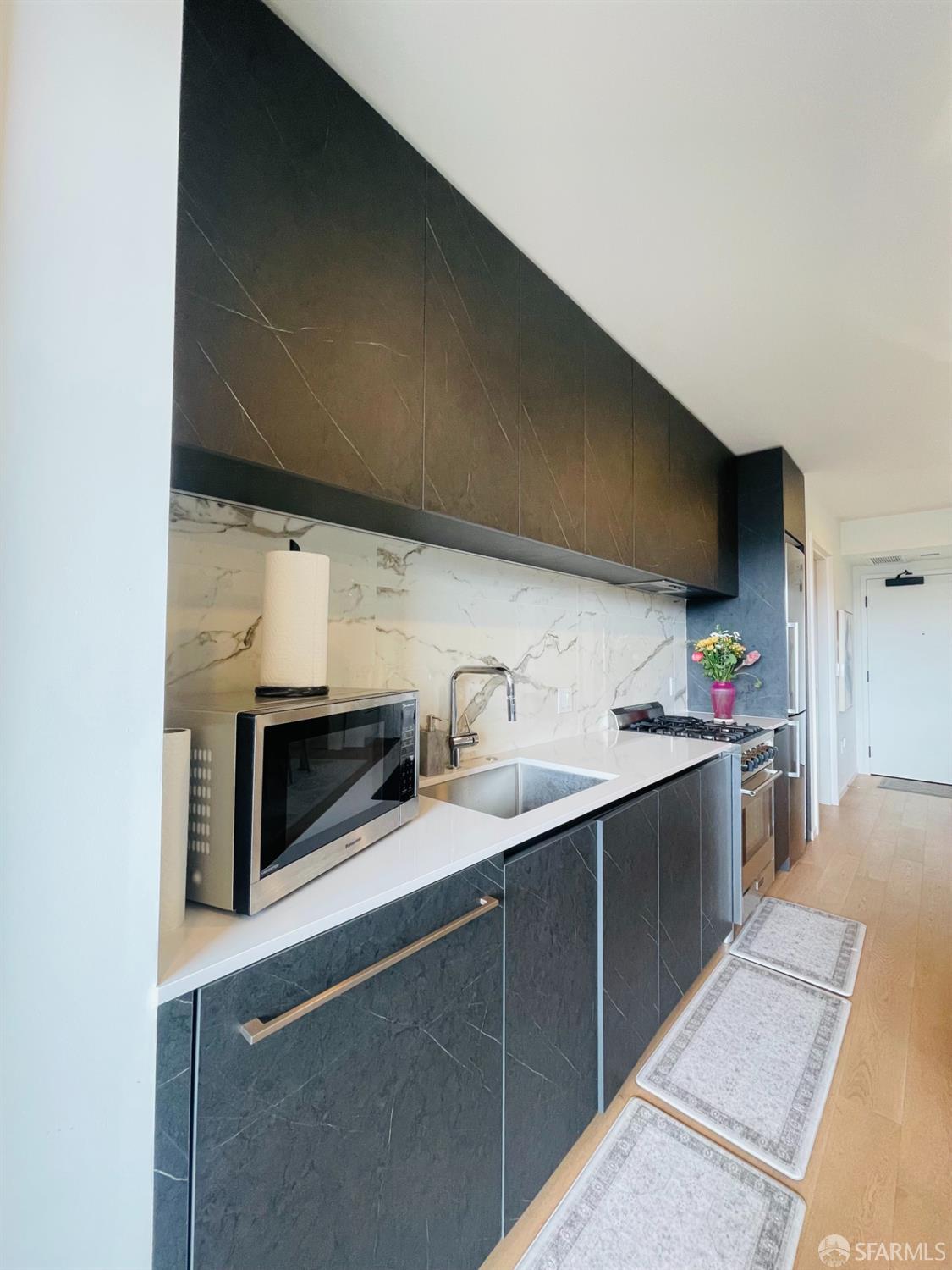 230 7th Street # 405