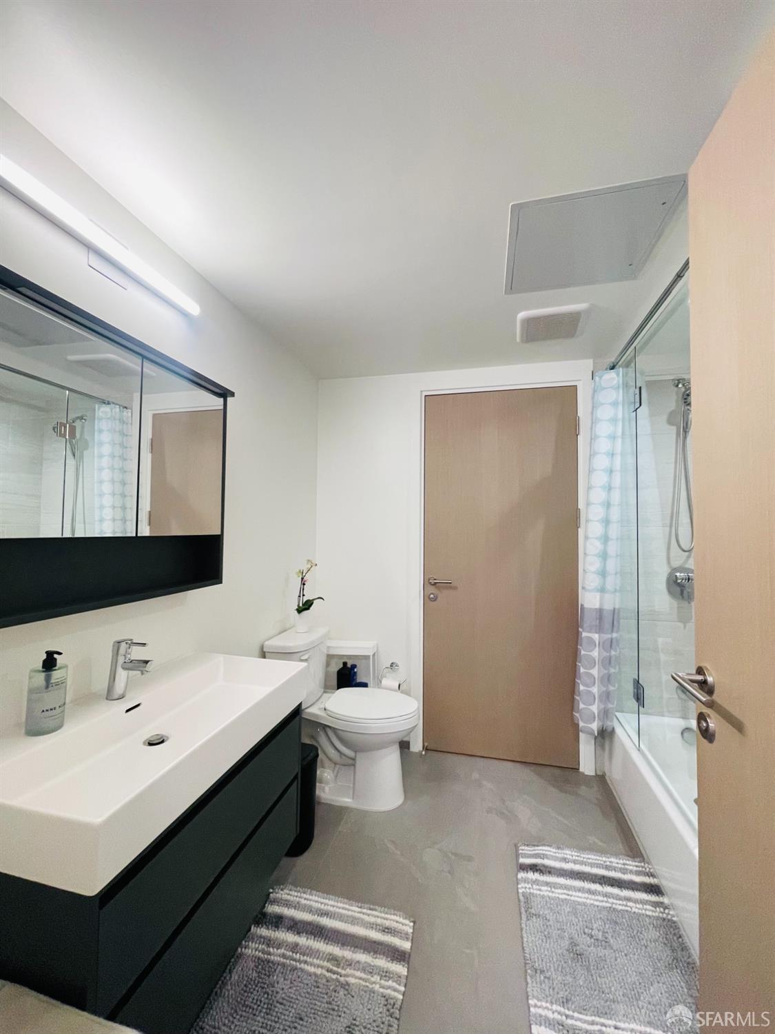 230 7th Street # 405