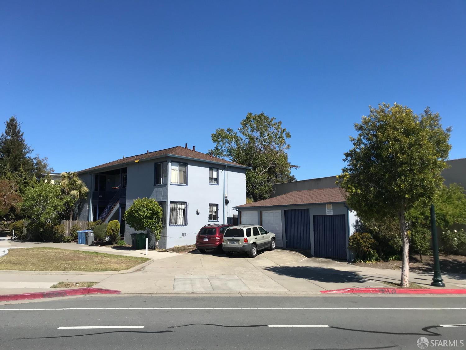 1900 Woolsey Street
