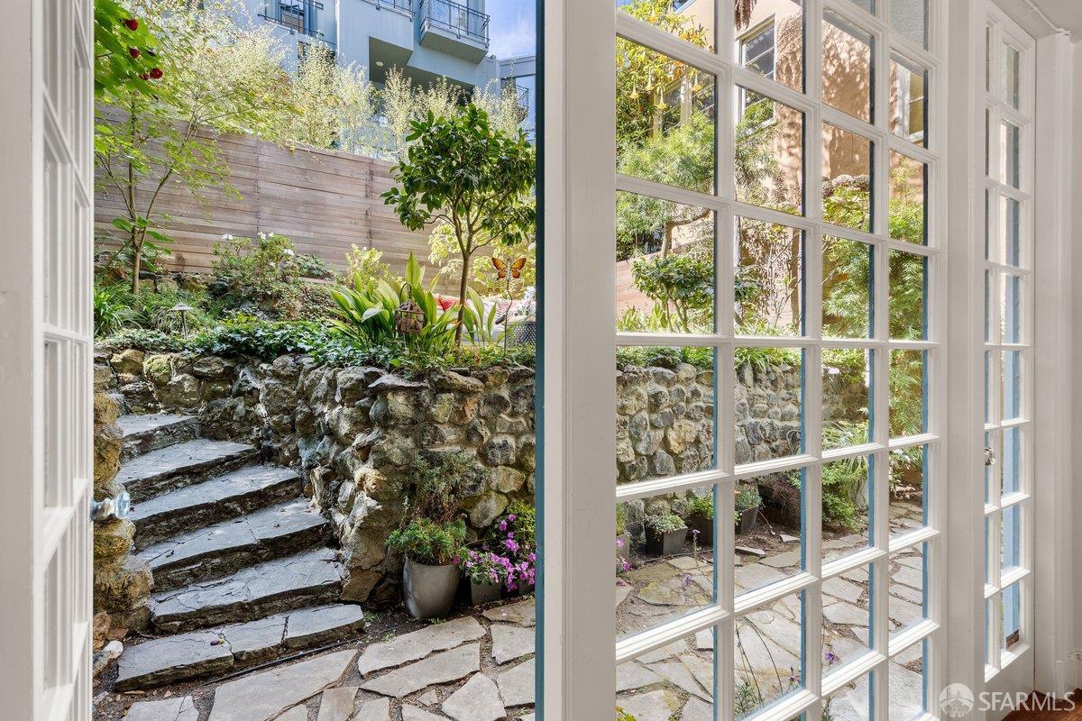 25 Montclair Terrace