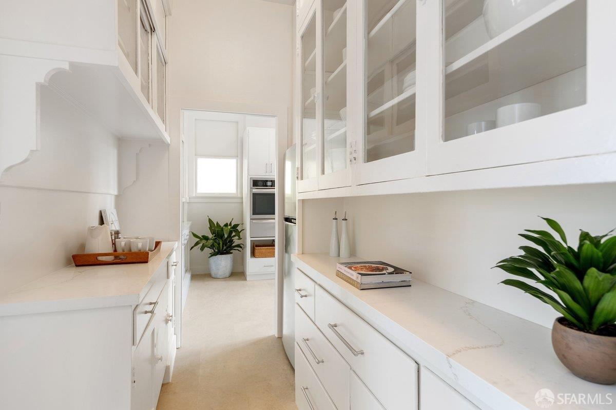 1960 Broadway Street # 4