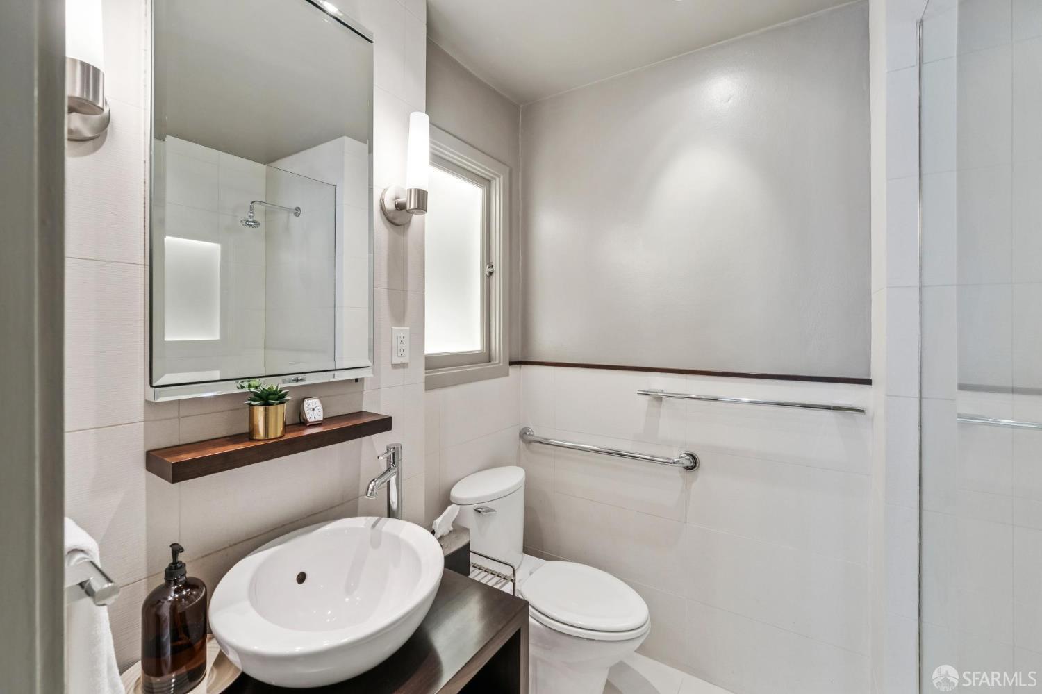 850 Powell Street # 602