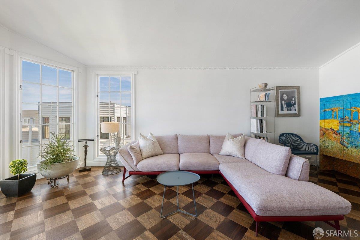 2230 Francisco Street # 109