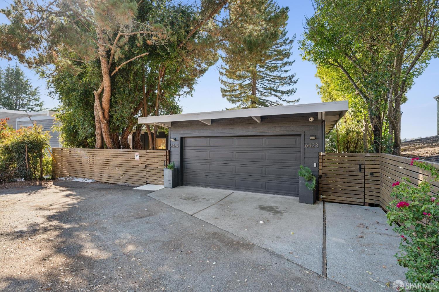 6425 Snake Road