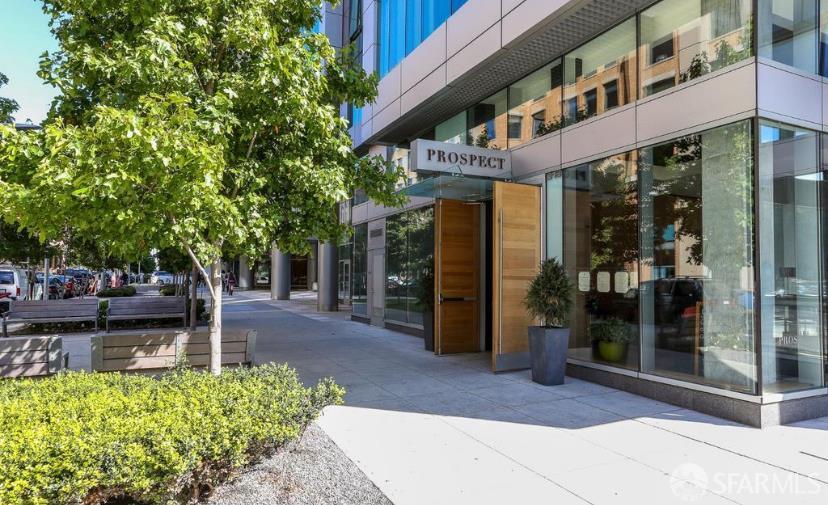 318 Spear Street # 4E