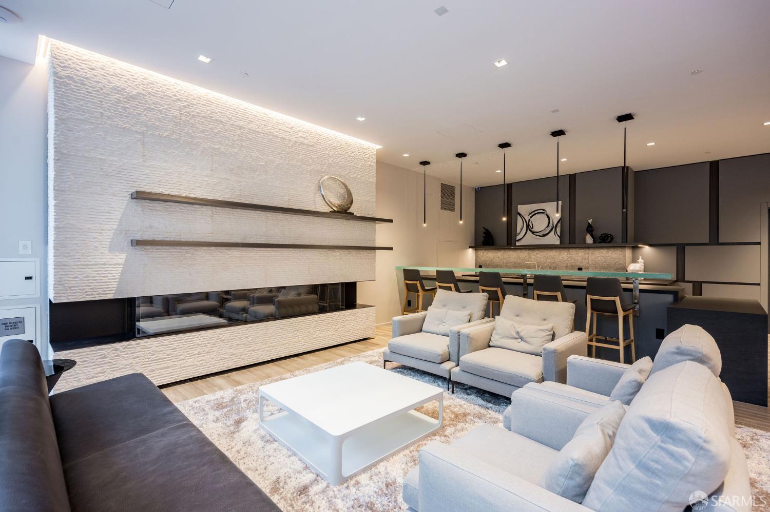 318 Spear Street # 4E