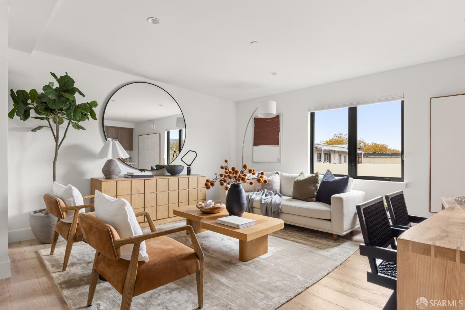 2747 San Pablo Avenue # 204