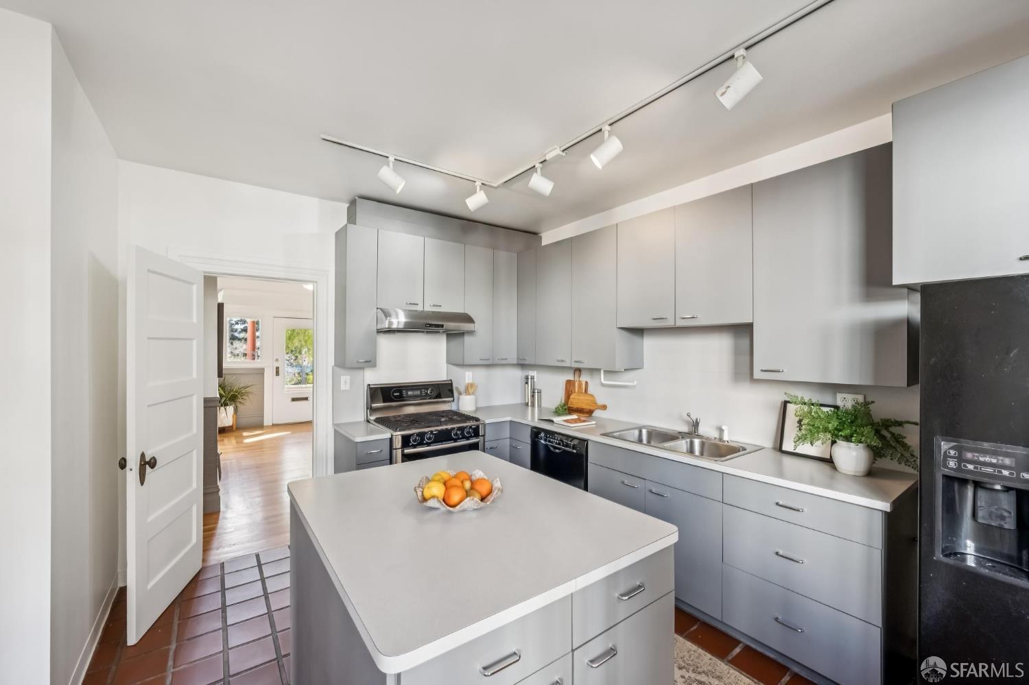 1012 14th Street