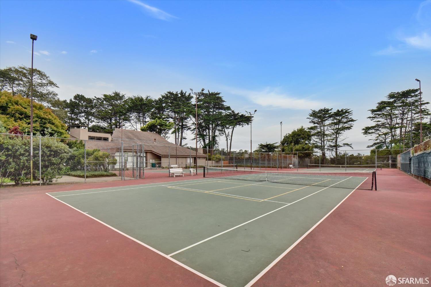 150 S Lake Merced Hills
