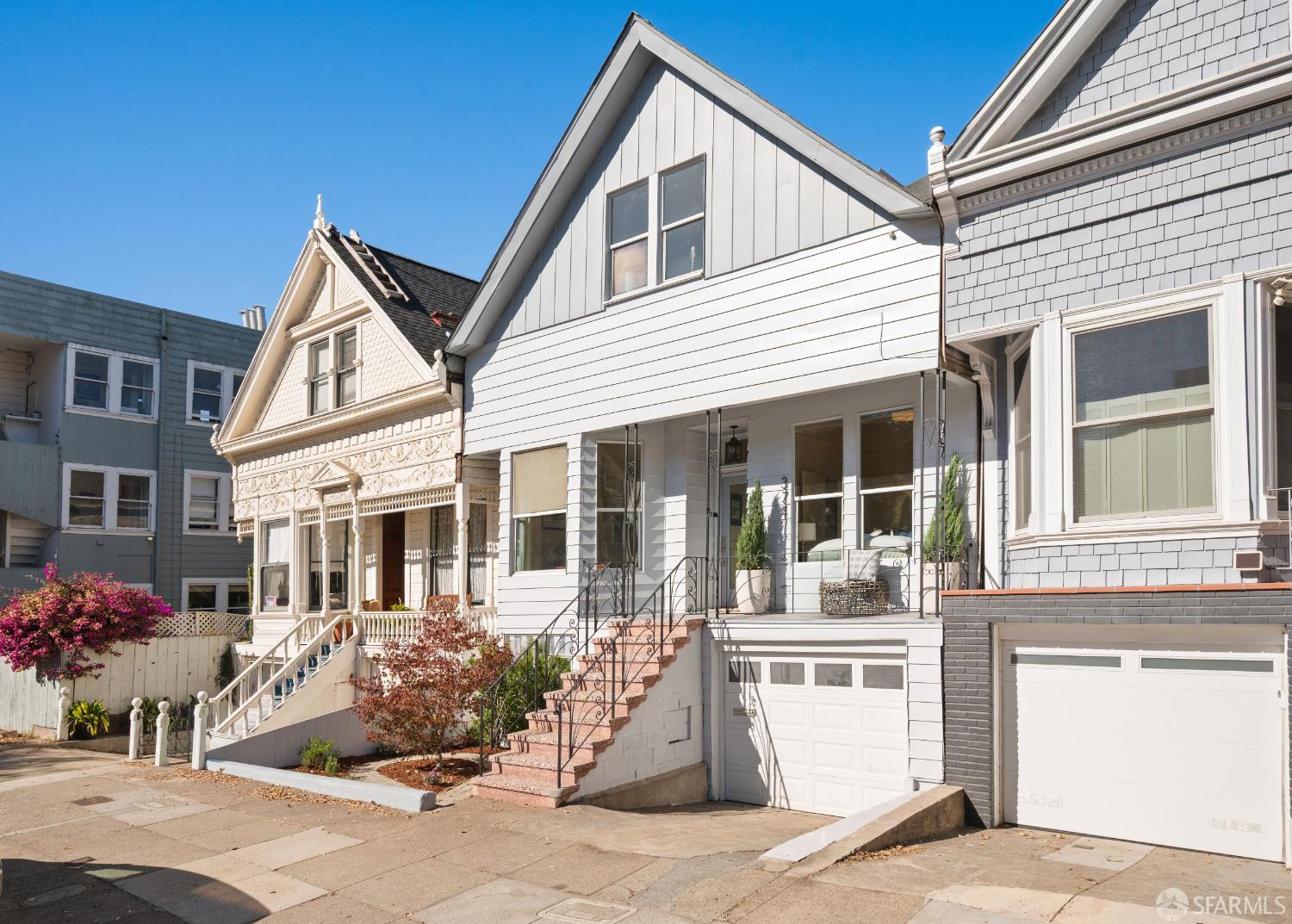 374 Coleridge Street