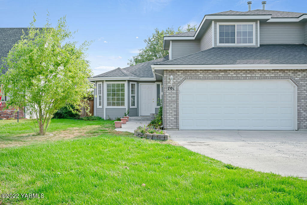 701 Jamie Dr