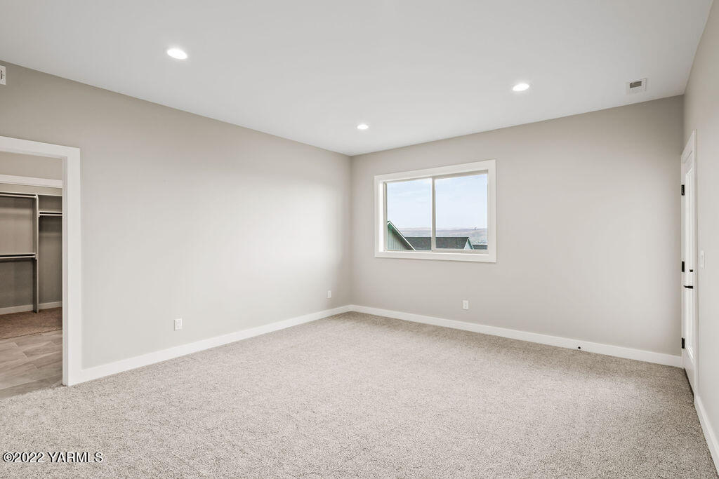 1206 Mayer Ct