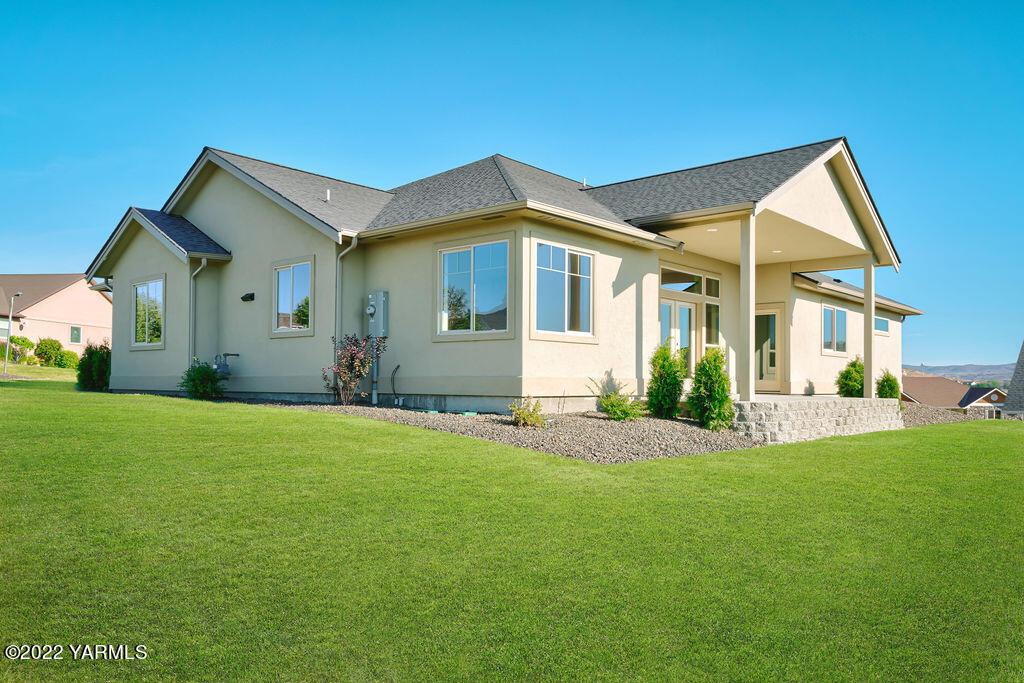 1206 Mayer Ct