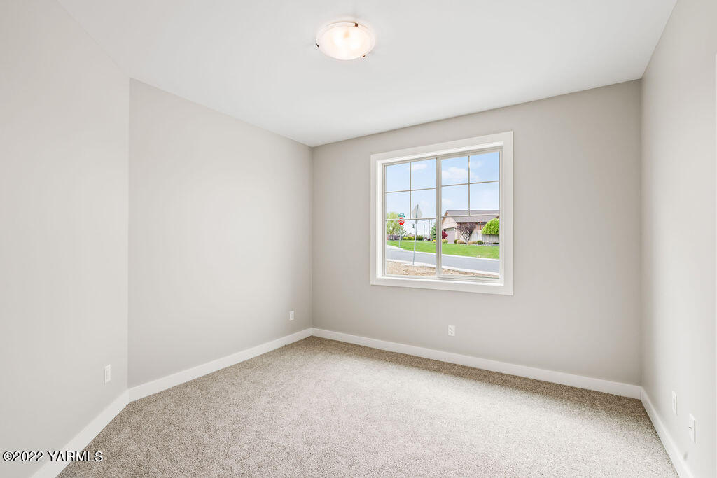 1206 Mayer Ct