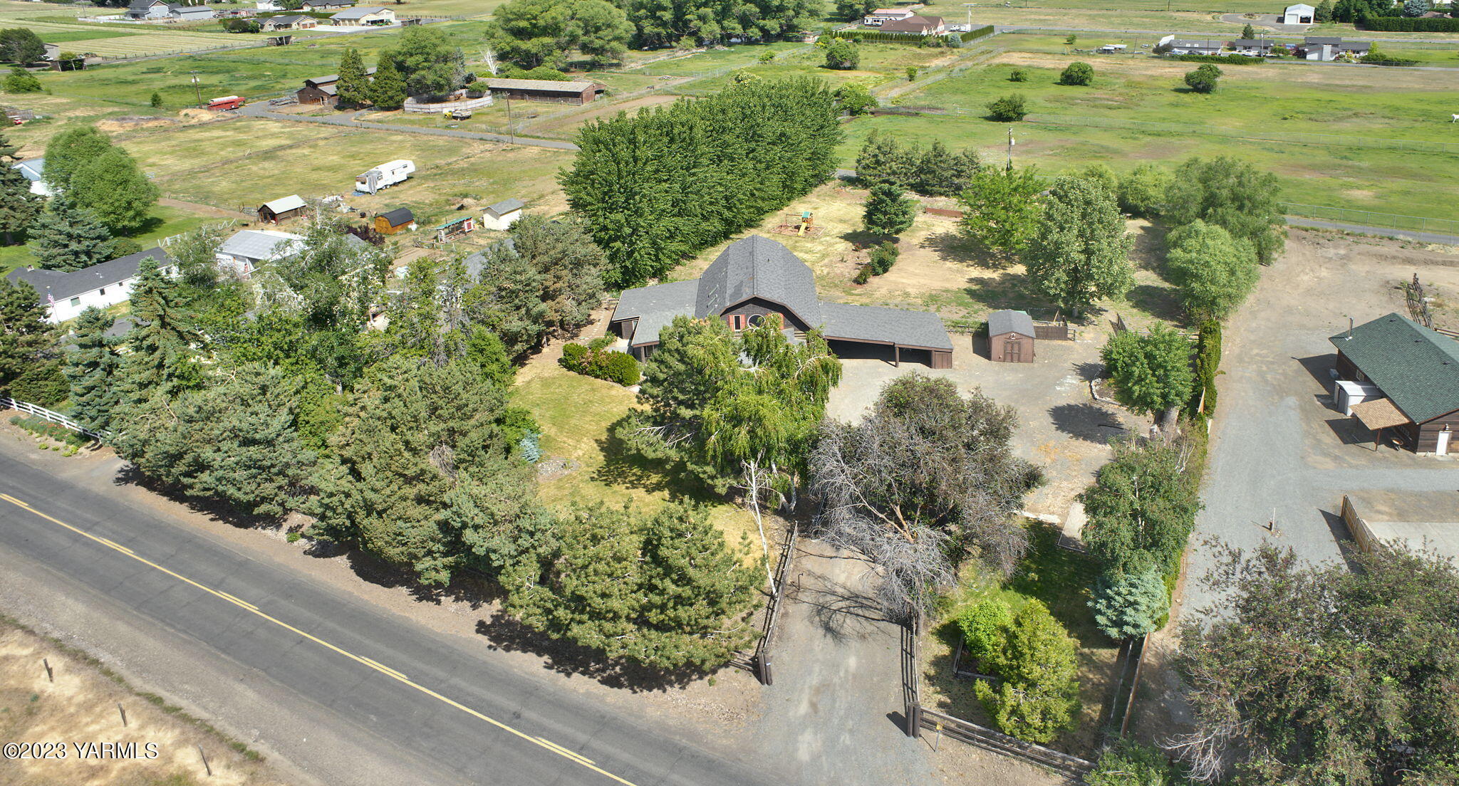 7903 Meadowbrook Rd