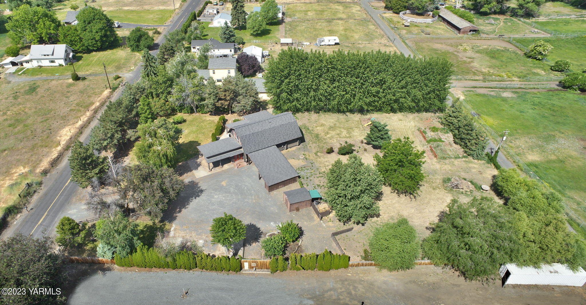7903 Meadowbrook Rd