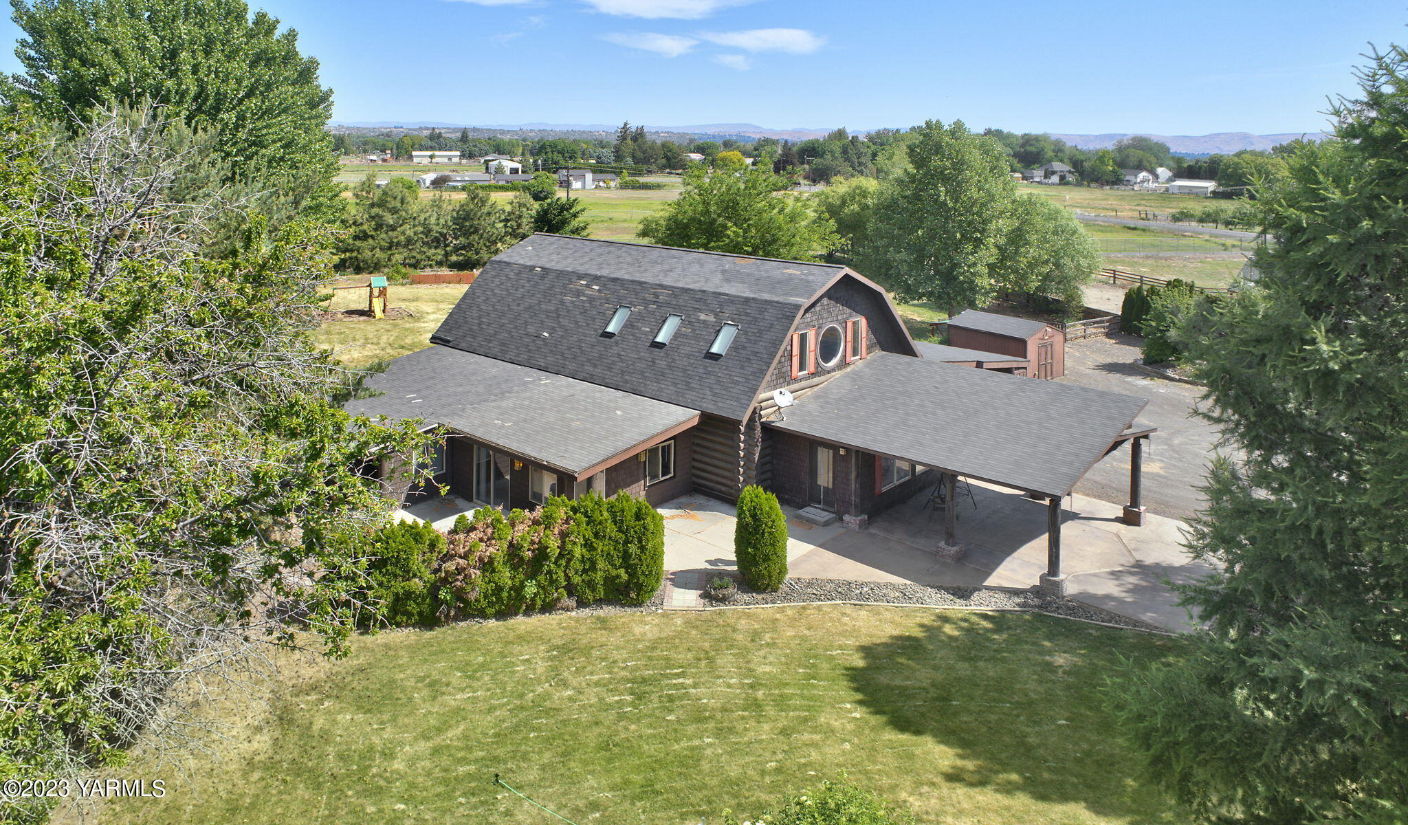 7903 Meadowbrook Rd