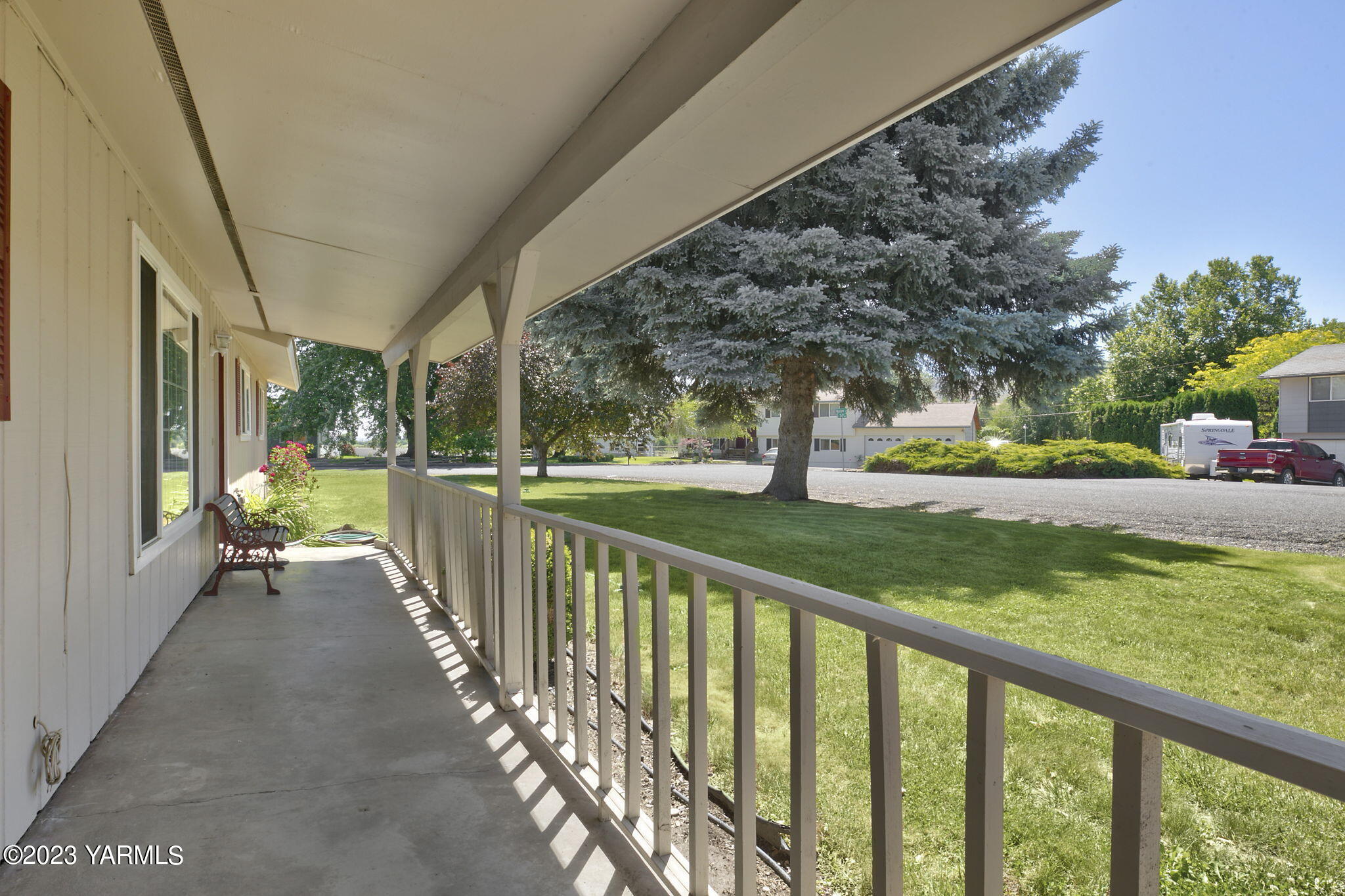 3403 W Meadow Ln