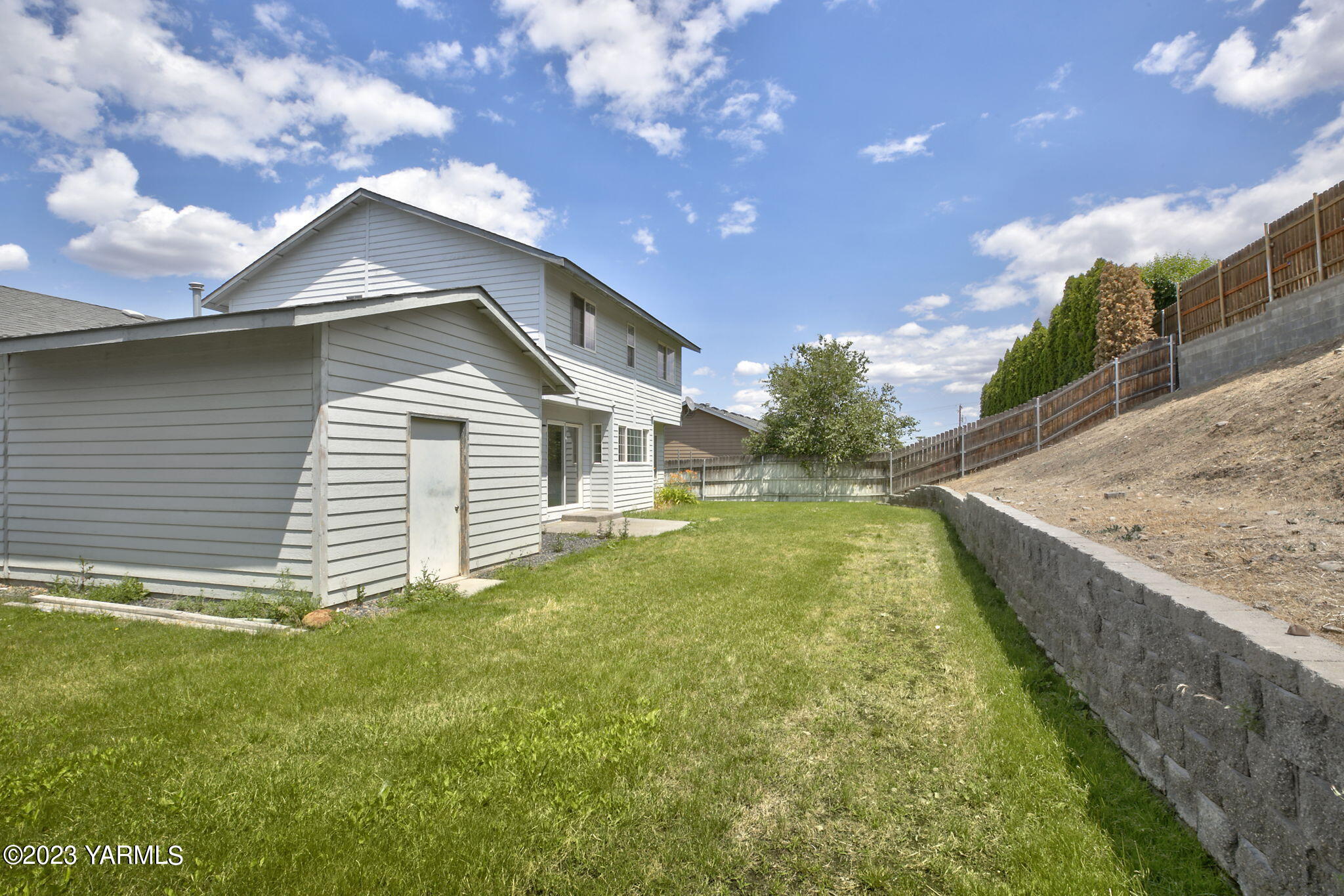 1604 W Orchard Ave