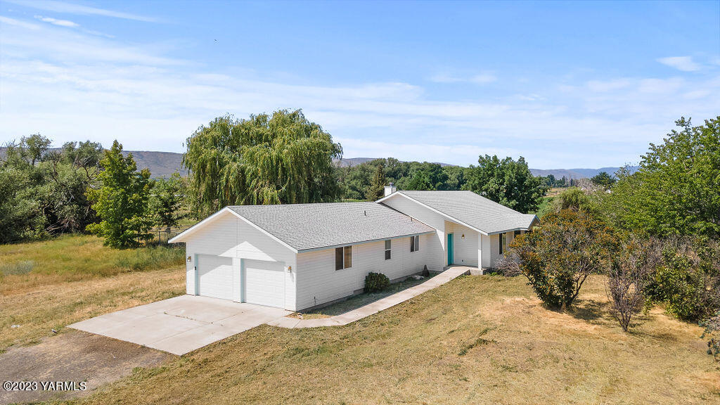 13310 Swalley Ln