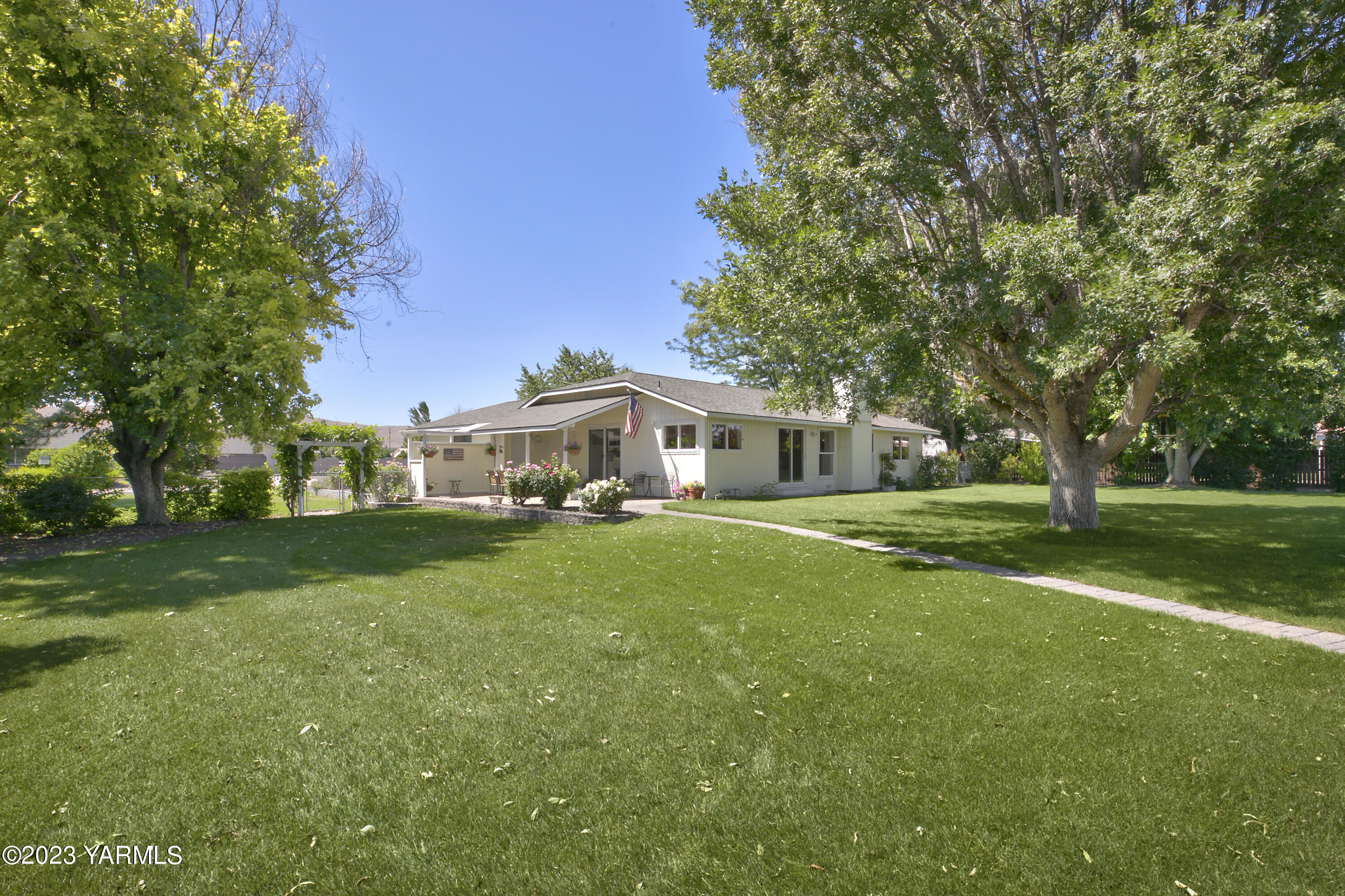 5175 Lyons Lp