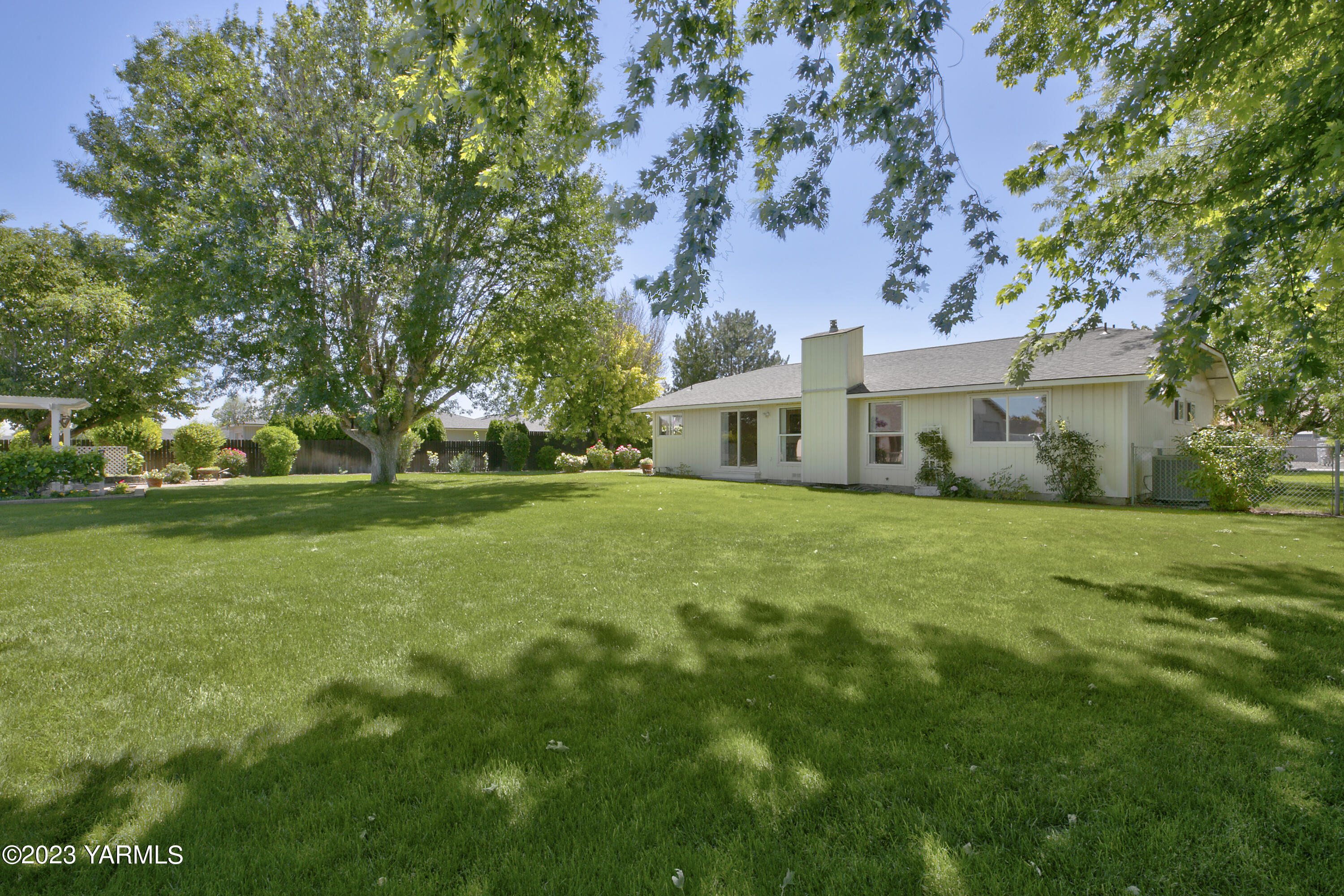 5175 Lyons Lp