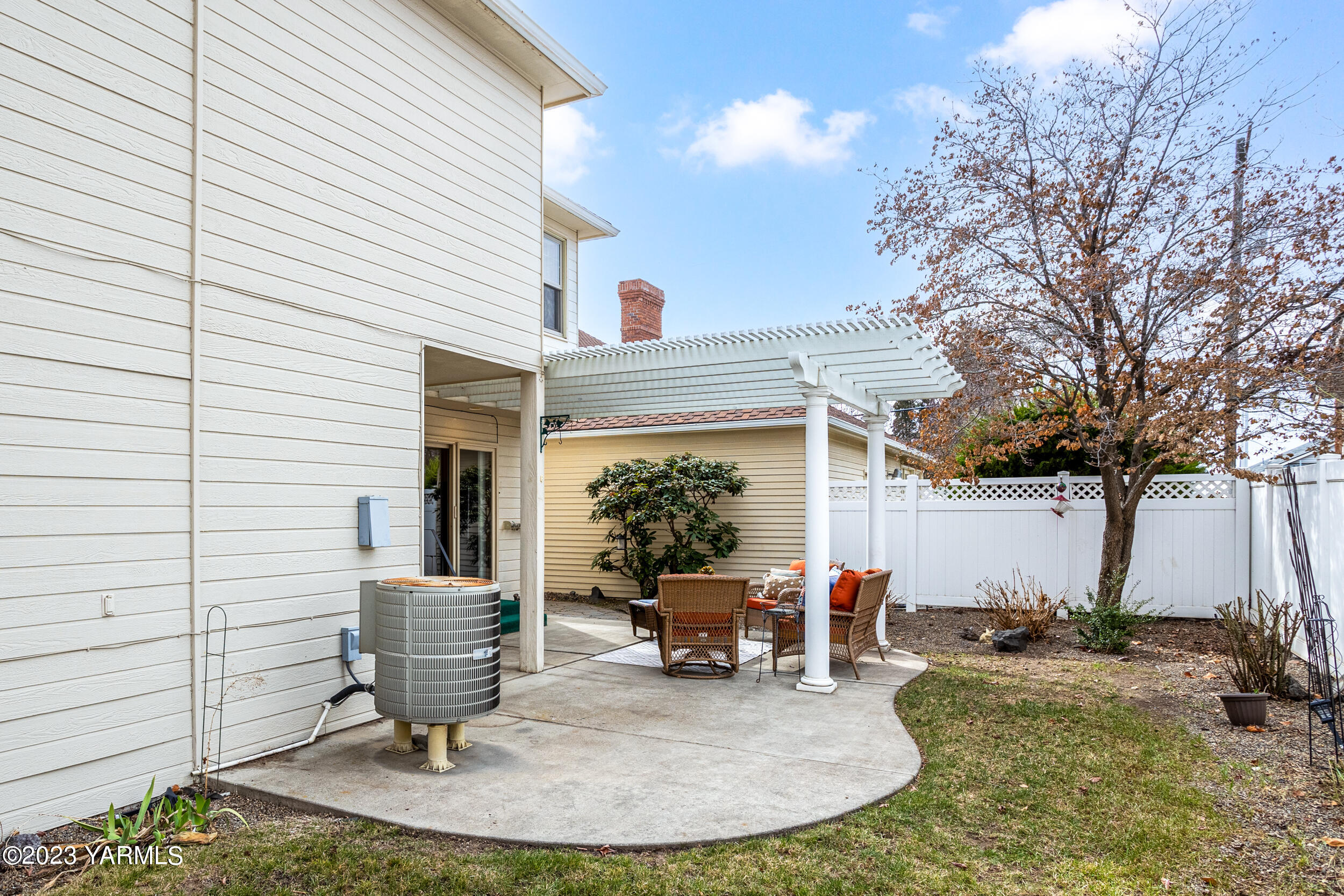 604 Bellevue Pl