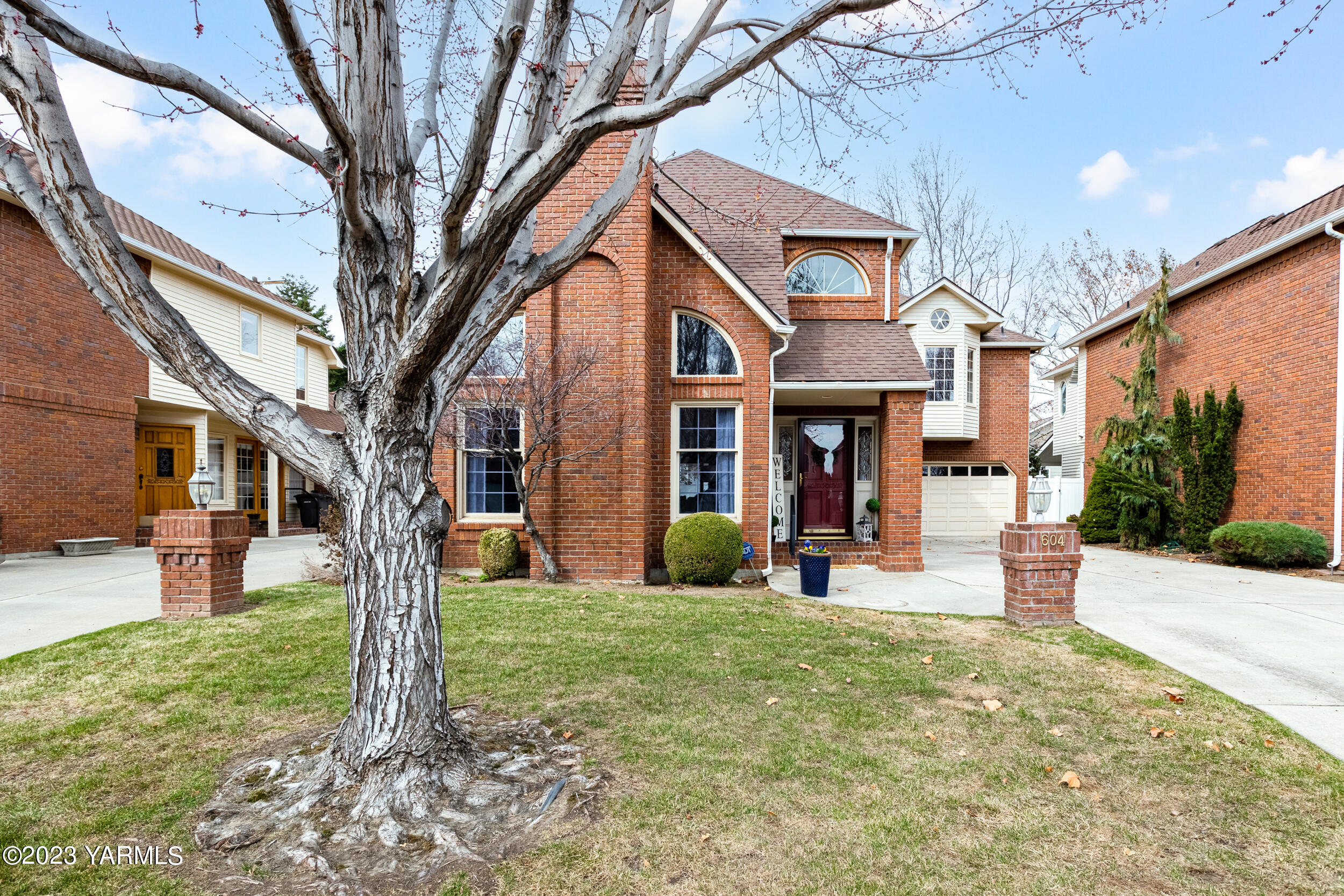 604 Bellevue Pl