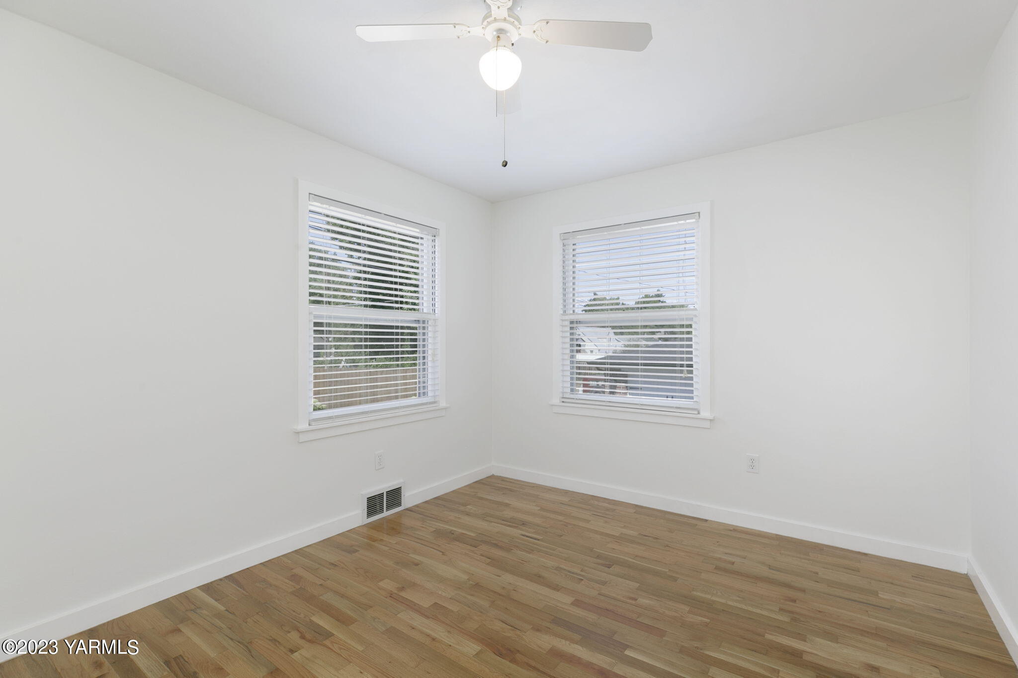 2503 Tieton Dr