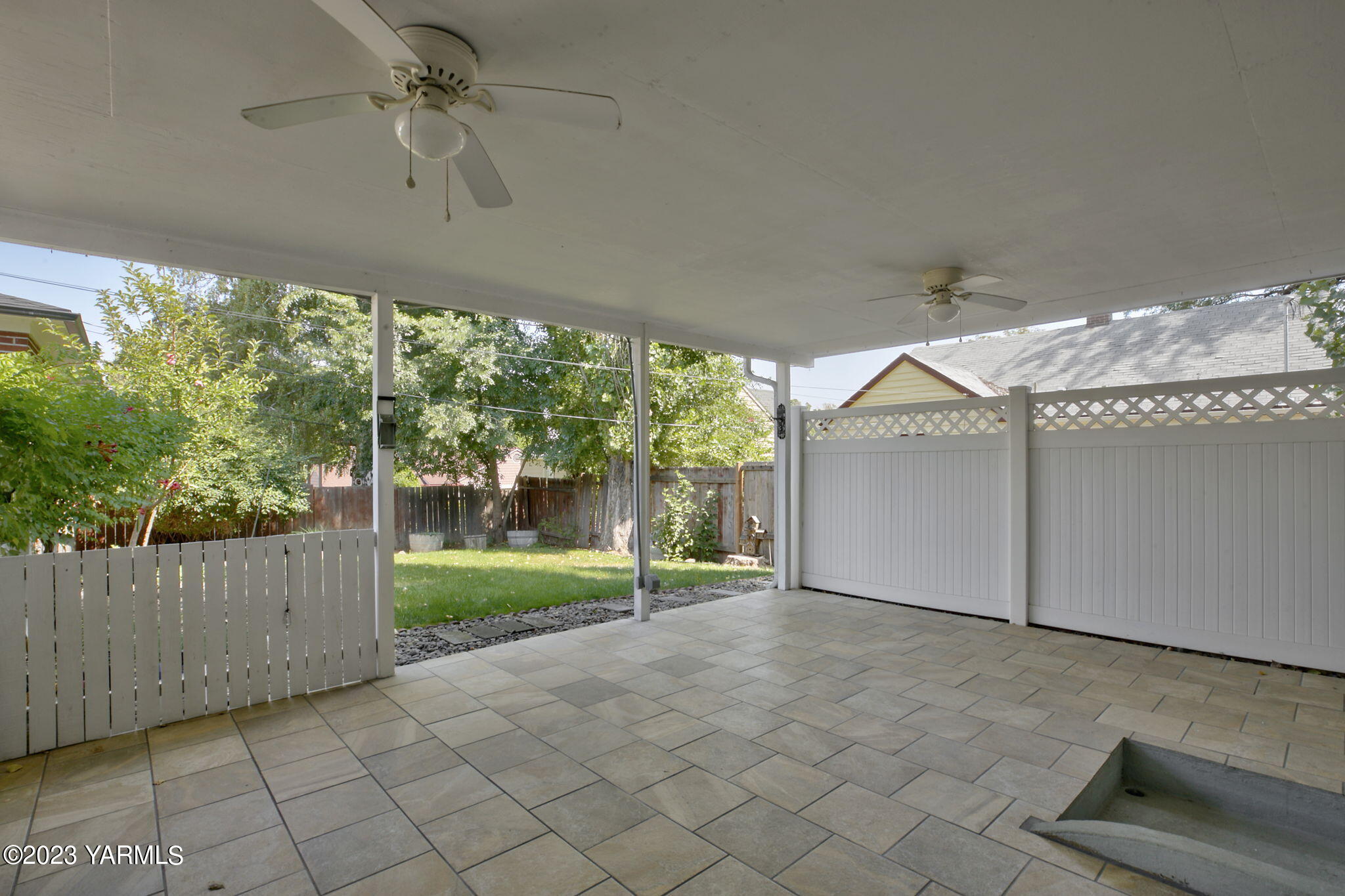 2503 Tieton Dr