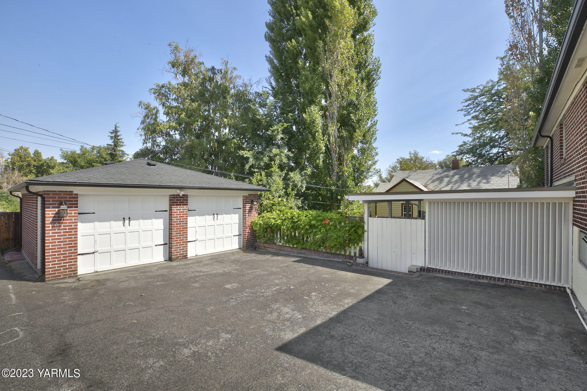 2503 Tieton Dr