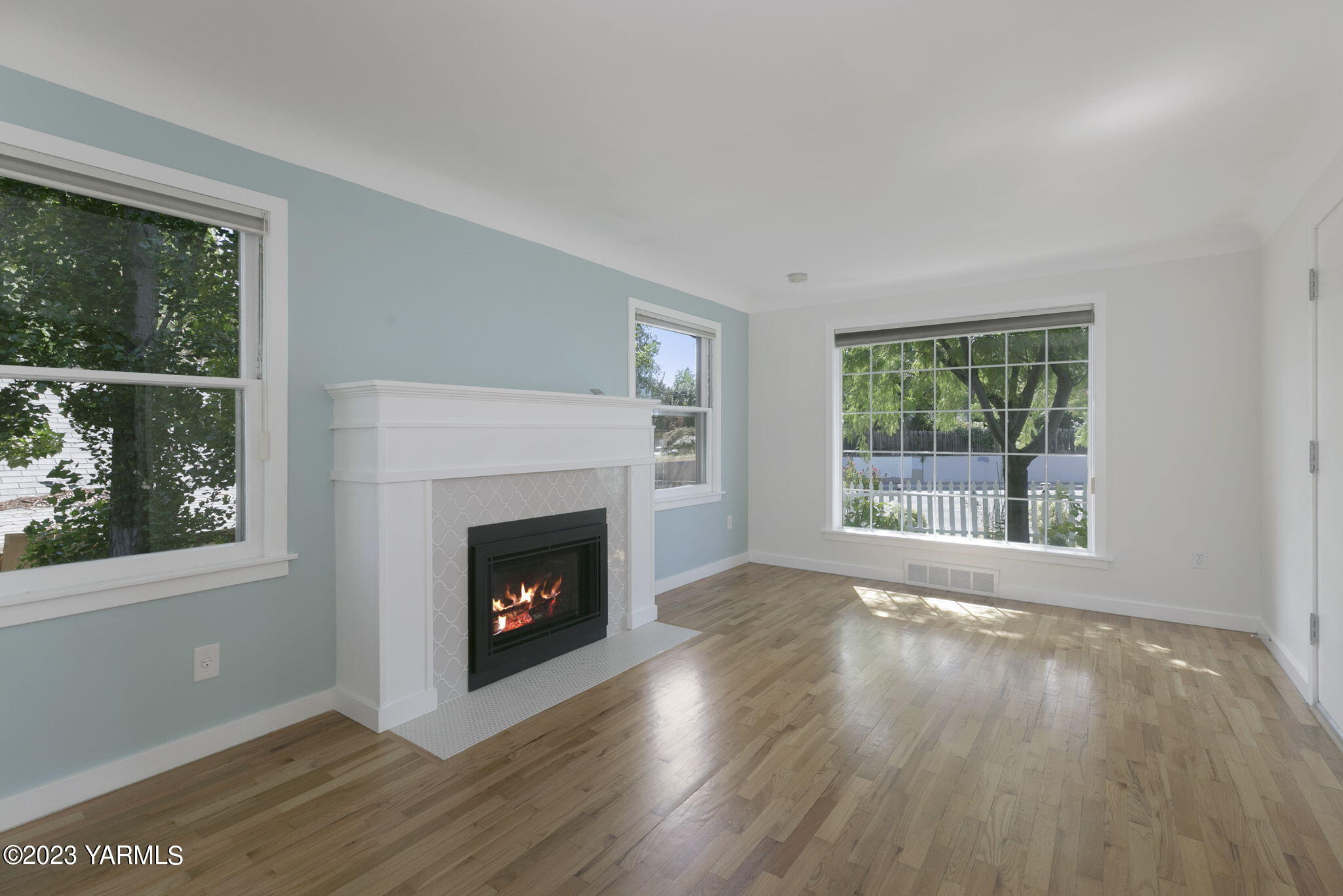 2503 Tieton Dr