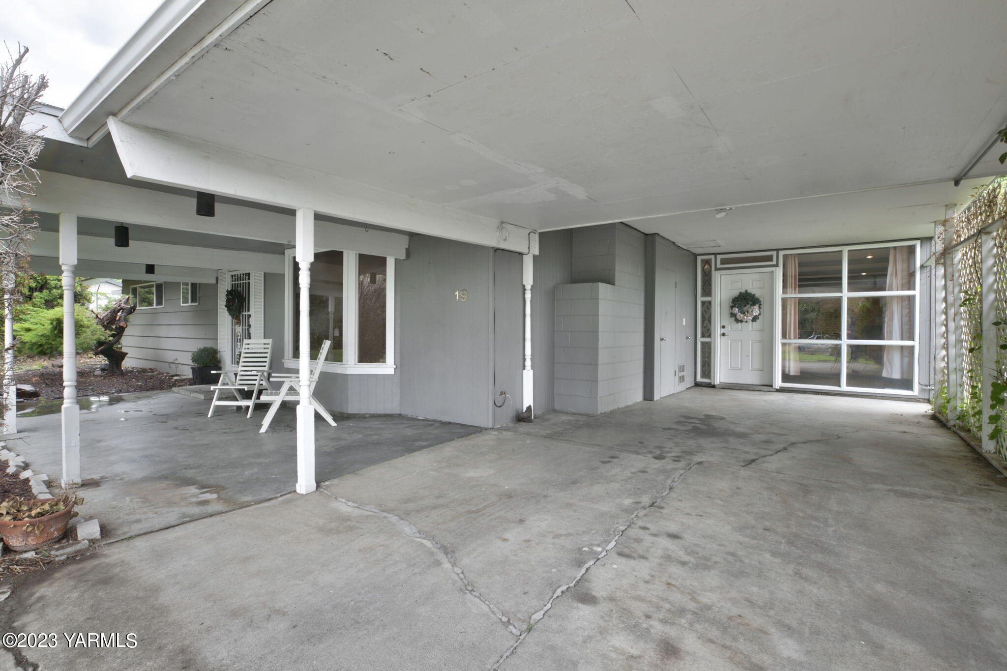 19 Belgold Dr