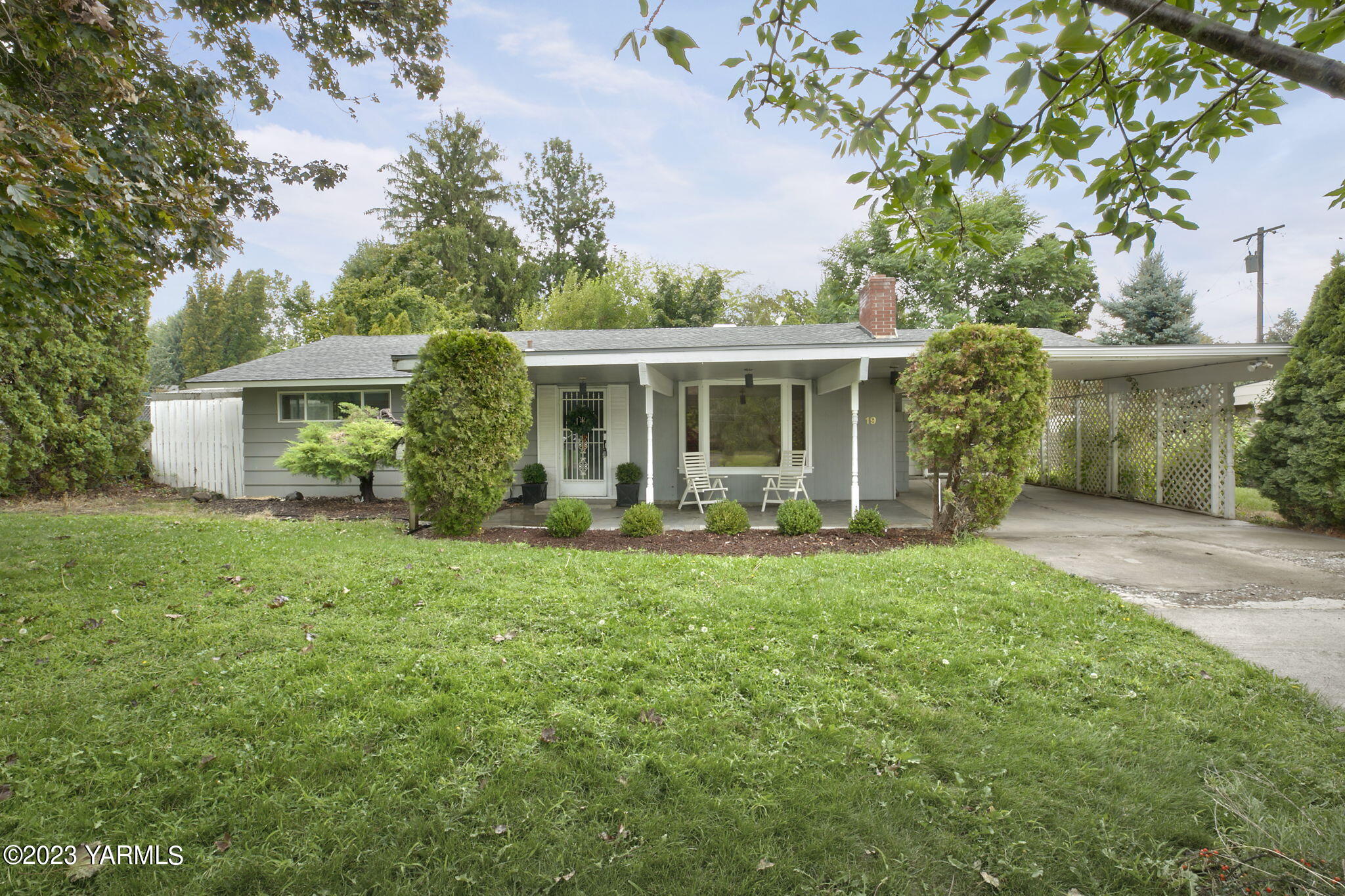 19 Belgold Dr