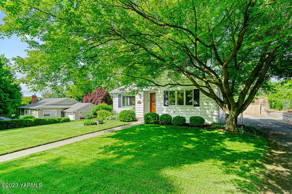 604 S 30th Ave
