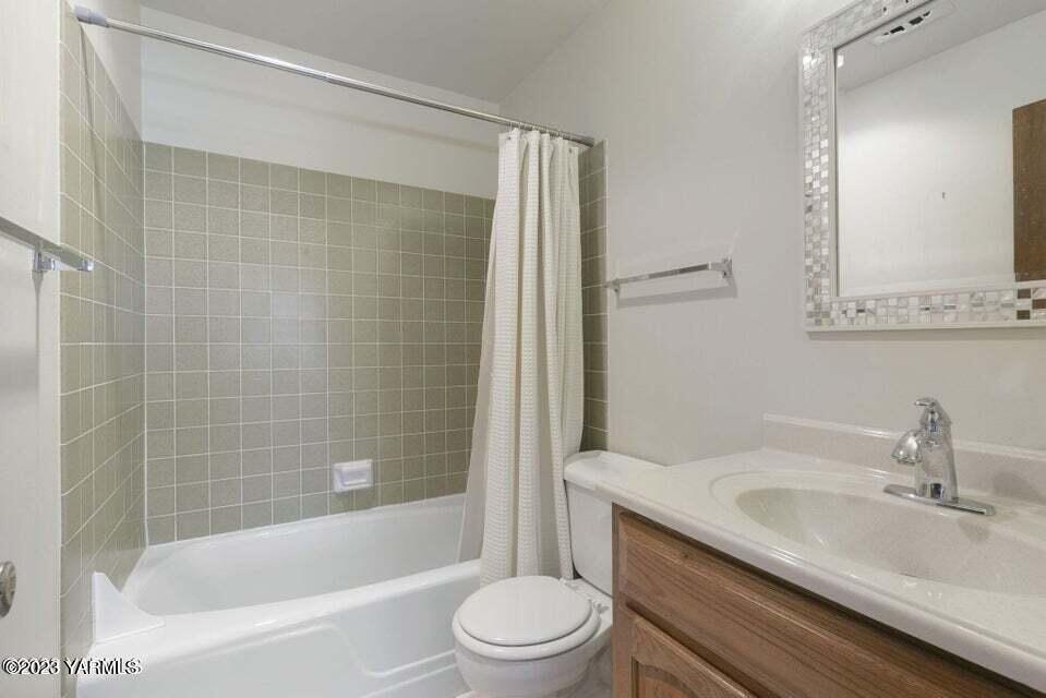 10 Crest Cir