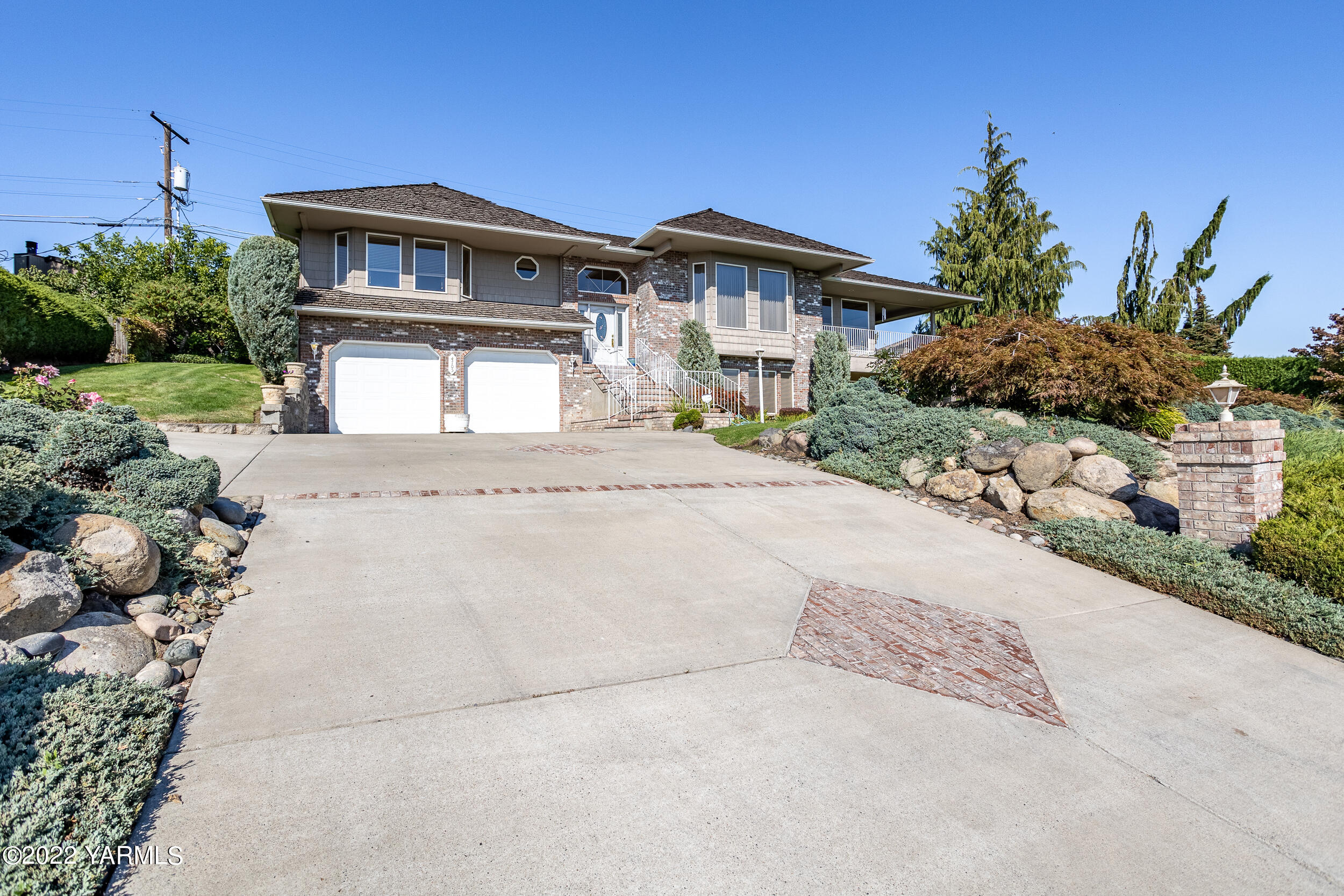 4705 Scenic Dr