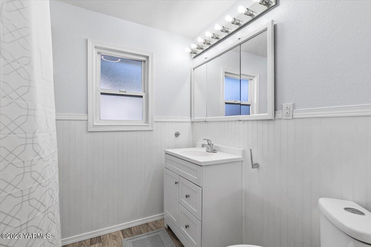 206 Locust St