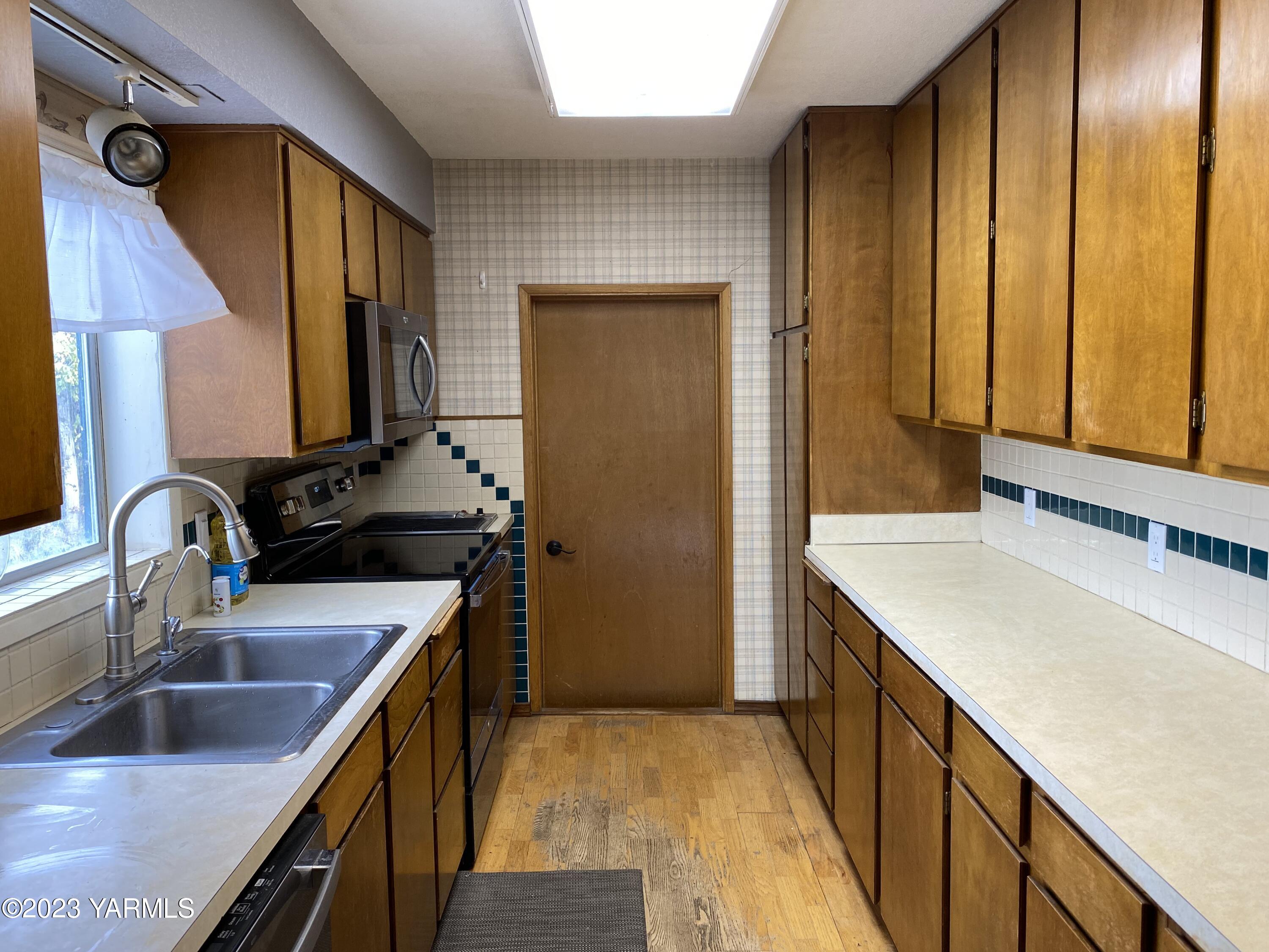 2 Medowbrook Rd